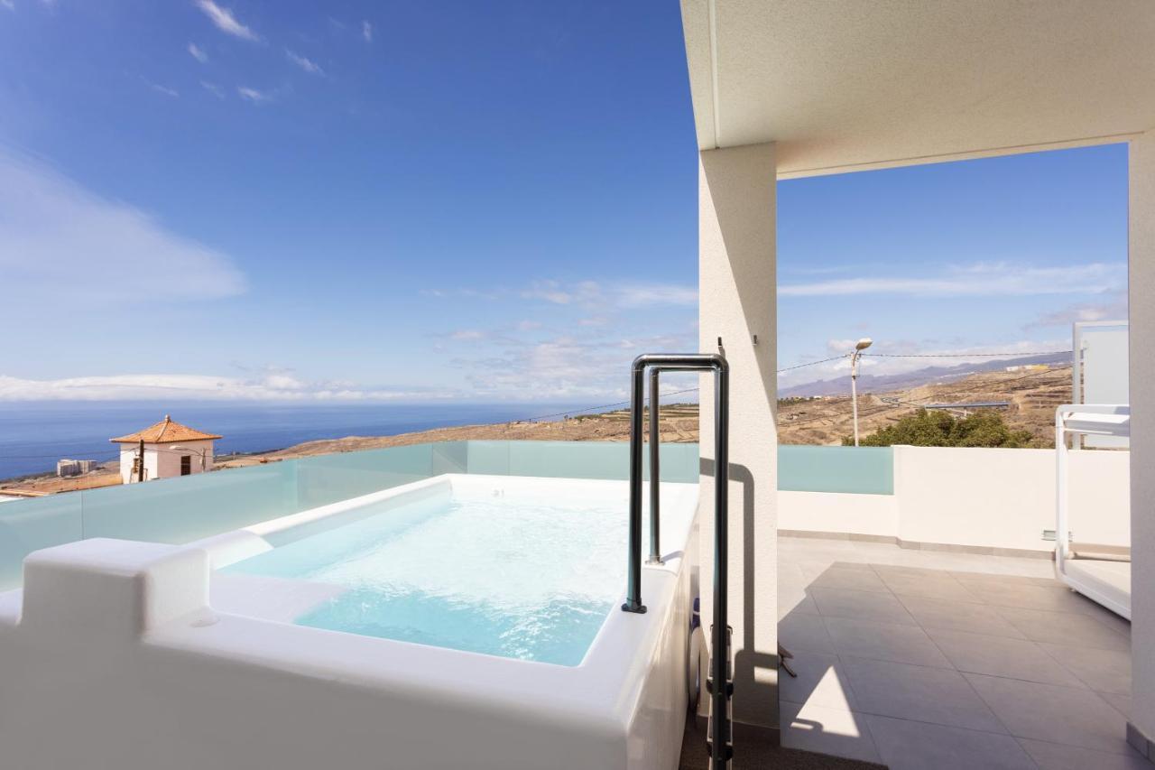 Pool Jacuzzi Home Of Tulio Tijoco de Abajo Bagian luar foto